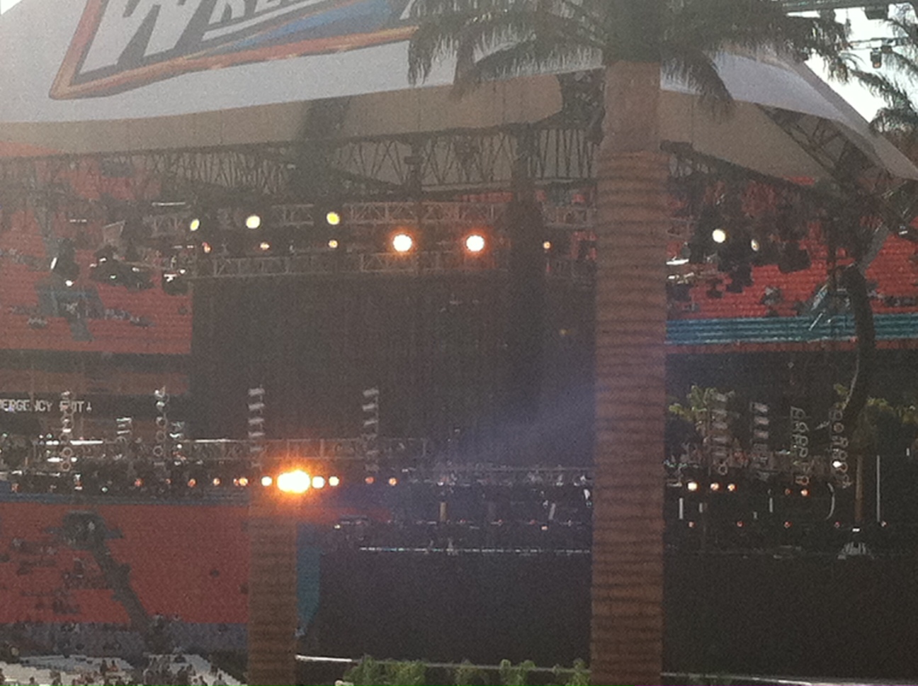 WWE Hell In A Cell At WM28