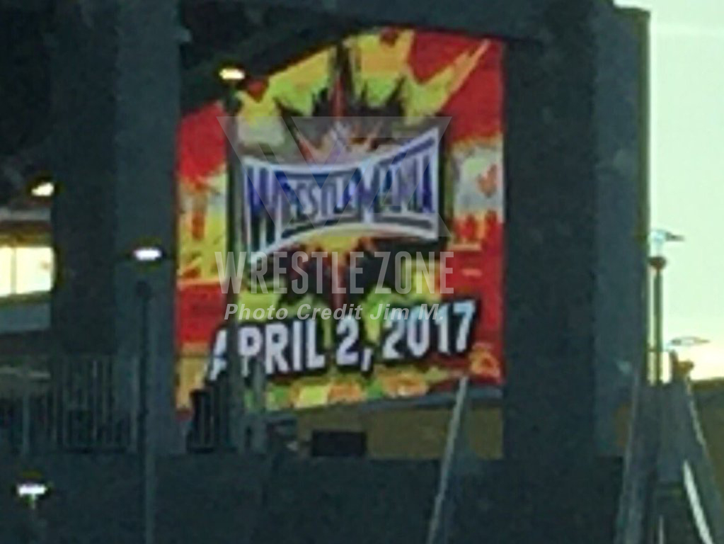 wrestlemania 33 logo