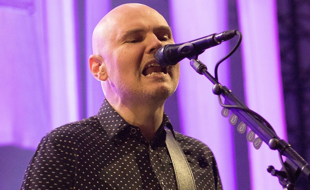 Smashing Pumpkins' Corgan looks ahead, not back