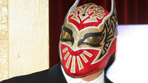 Sin Cara Shares Therapy Video After Surgery, LAX Vs OGz: Street Fight (Video) Sin Cara Shares Therapy Video After Surgery, LAX Vs OGz: Street Fight (Video)