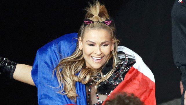 Natalya Meets Billy Corgan, Kevin Von Erich Delivers The Iron Claw at Slammiversary 2014 (Video)