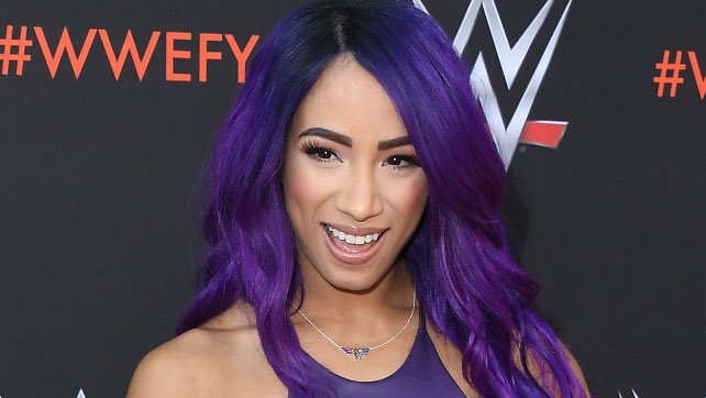 Sasha Banks Gets New Hair Color, WWE Top 5 Stolen Finishers (VIDEO)
