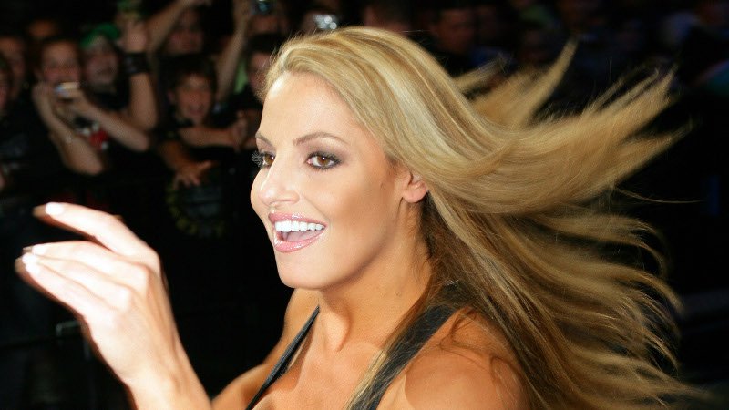 Video: Trish Stratus - WWE Payback Steel Cage Match vs Becky Lynch -  Exclusive 1st Interview, Videos