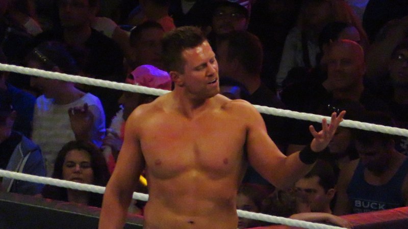 Daniel Bryan vs. The Miz In Dark Match, Becky Lynch Still Stuck In ‘Doctor Jail’ (Photo) Daniel Bryan vs. The Miz In Dark Match, Becky Lynch Still Stuck In ‘Doctor Jail’ (Photo)