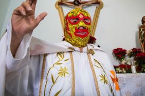 Luchadore Priest Fray Tormenta