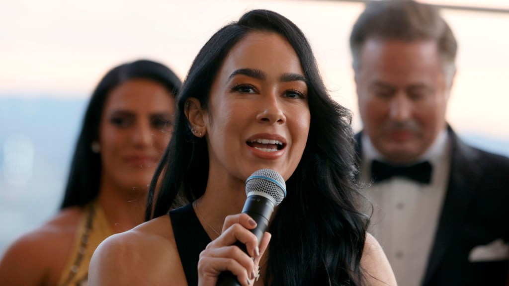 AJ Lee AJ Mendez