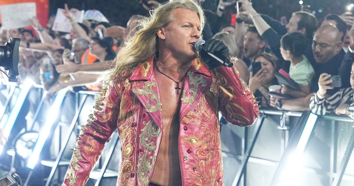 Chris Jericho Confirms That His Hand Was Burnt on AEW Dynamite