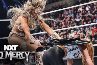 Tiffany Stratton Becky Lynch WWE NXT No Mercy