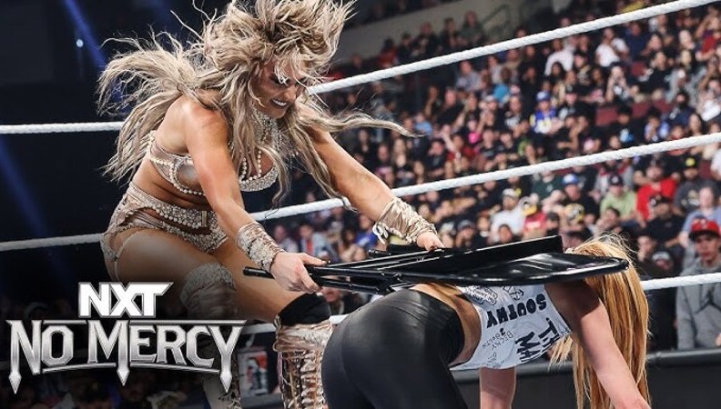 Tiffany Stratton Becky Lynch WWE NXT No Mercy