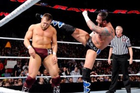 WWE RAW #975