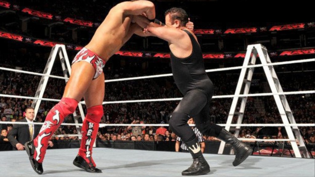 WWE RAW #914