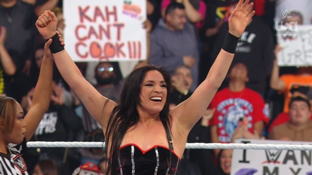 Raquel Rodriguez Celebrates WWE RAW Return With Gabriel Iglesias