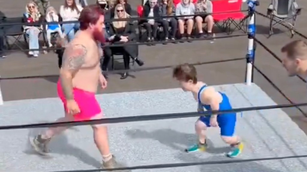gender reveal wrestling match