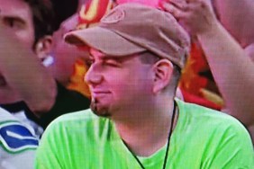 wwe green shirt guy superfan smilez