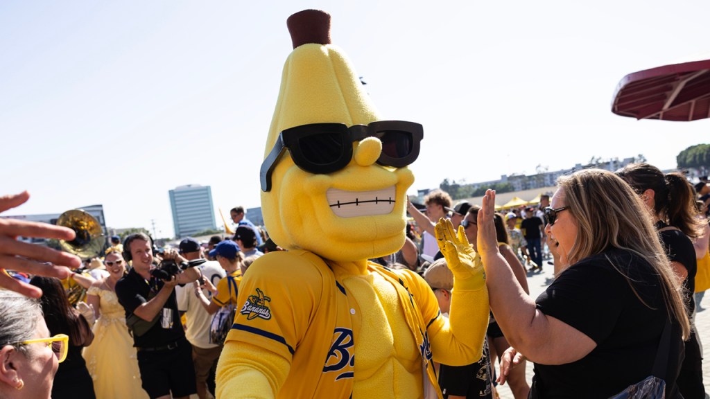Savannah Bananas Star To Compete For Major League Wrestling