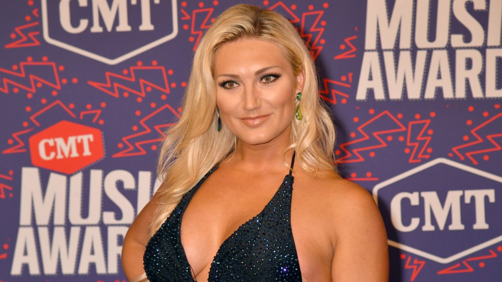 Brooke Hogan Says She’s Keeping Secrets Amid Hulk Hogan Family Fallout