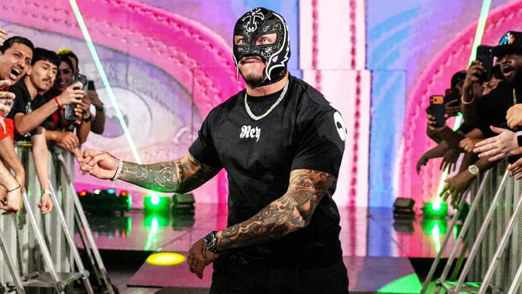 Rey Mysterio Names WWE Superstar Who Could Be The Next Great Luchador