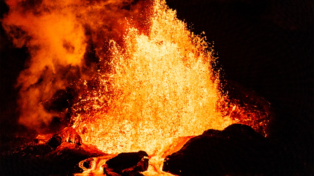 WWE volcano Reina Volcan