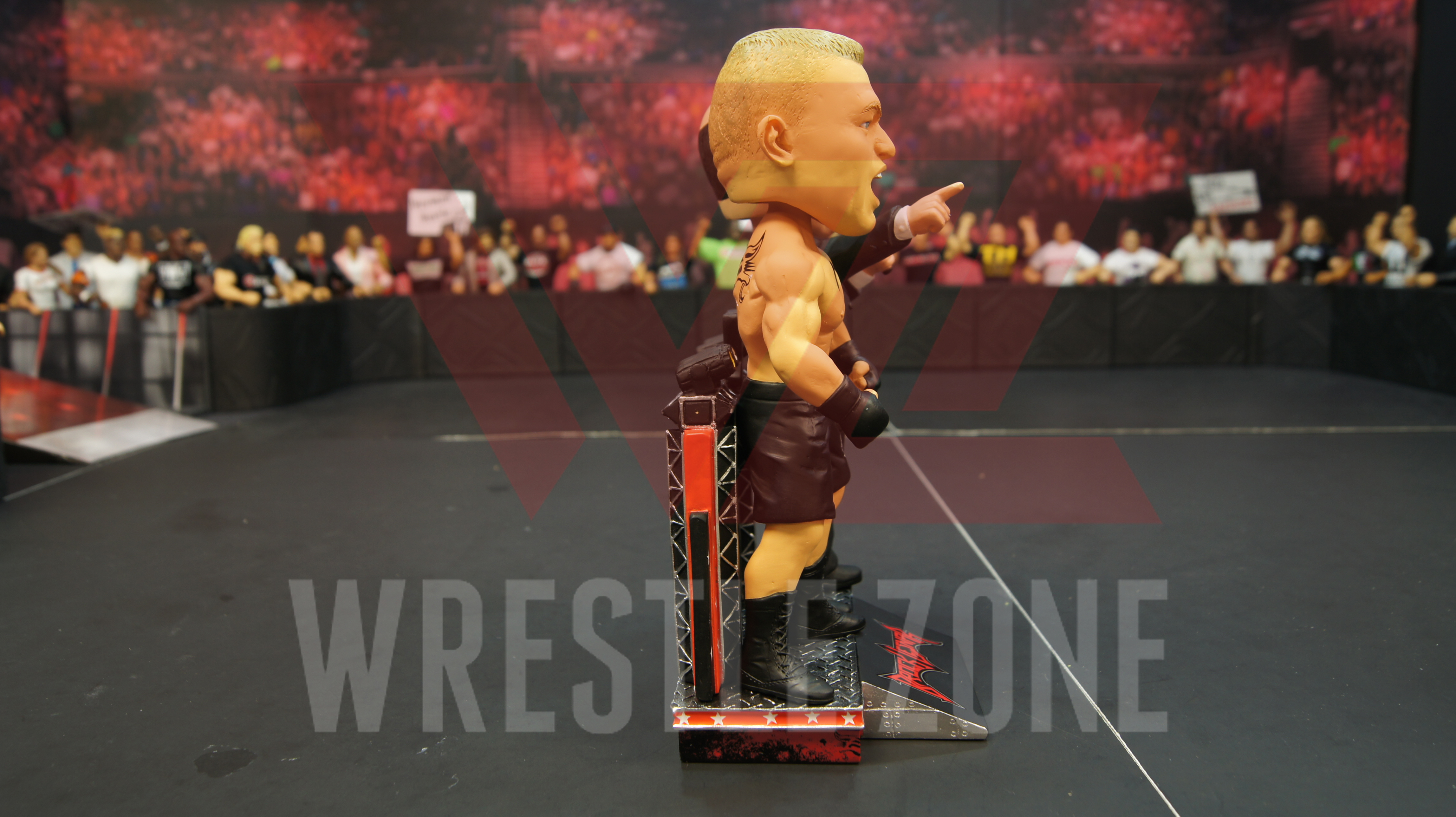 Wwe_foco_bobbleheads_heyman_lesnar_b