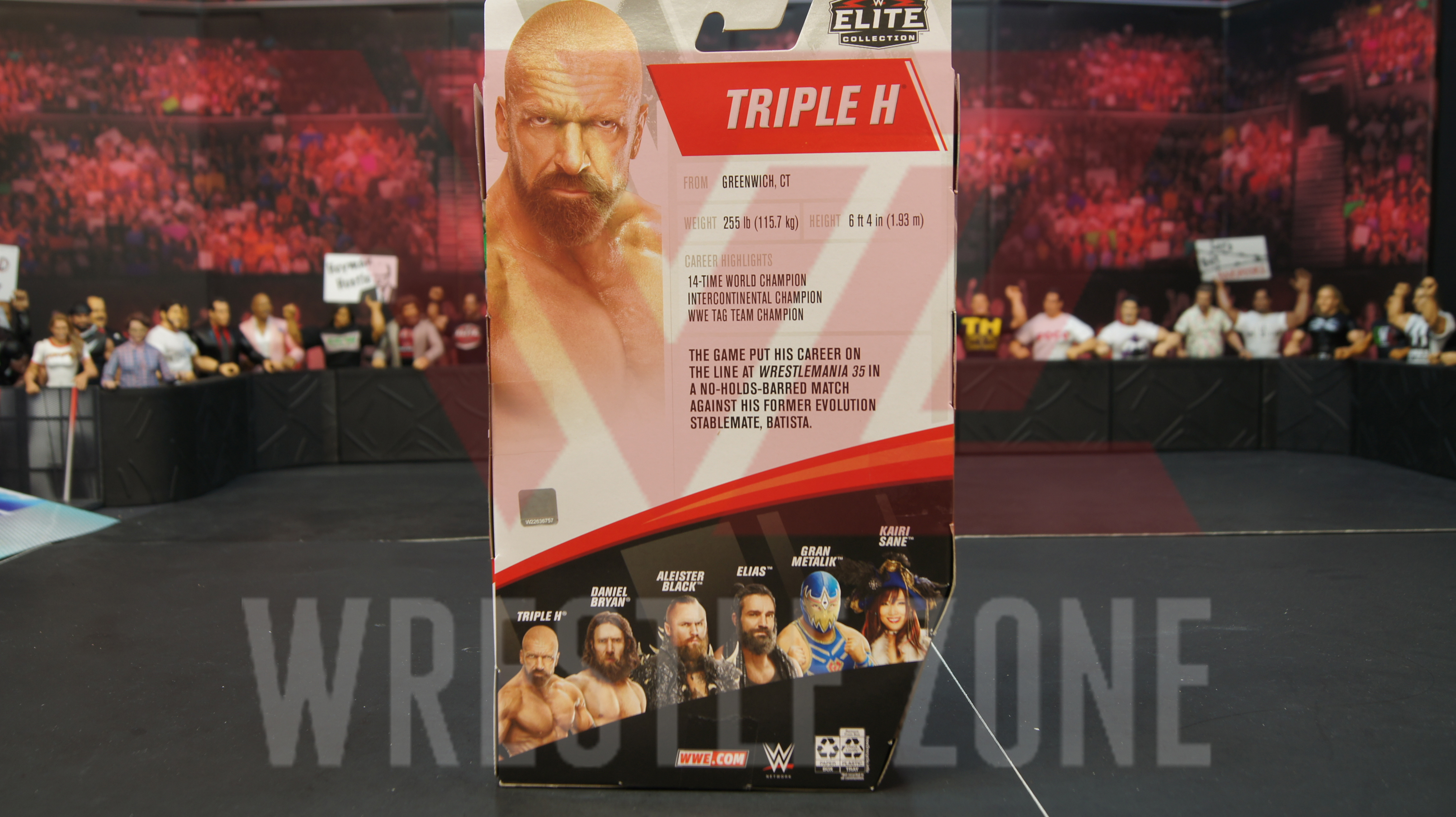 Wz_wwe_elite73_tripleh_c