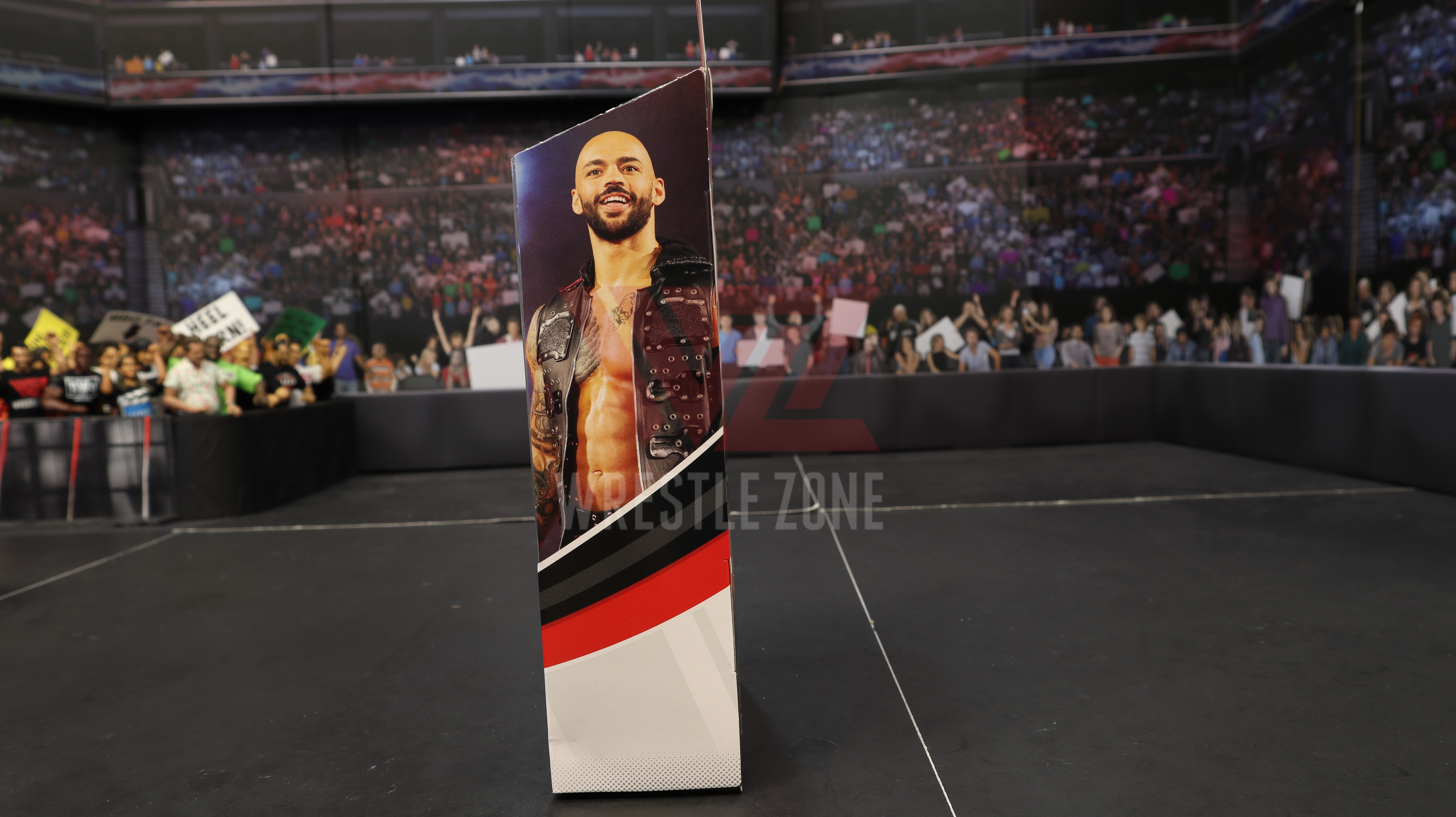 Wz_wwe_elite80_ricochet_20201028_1069