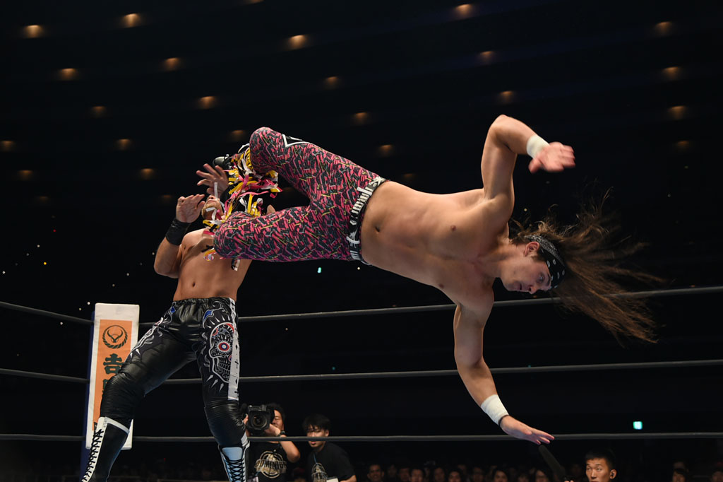 The Young Bucks v LIJ's EVIL & Sanada