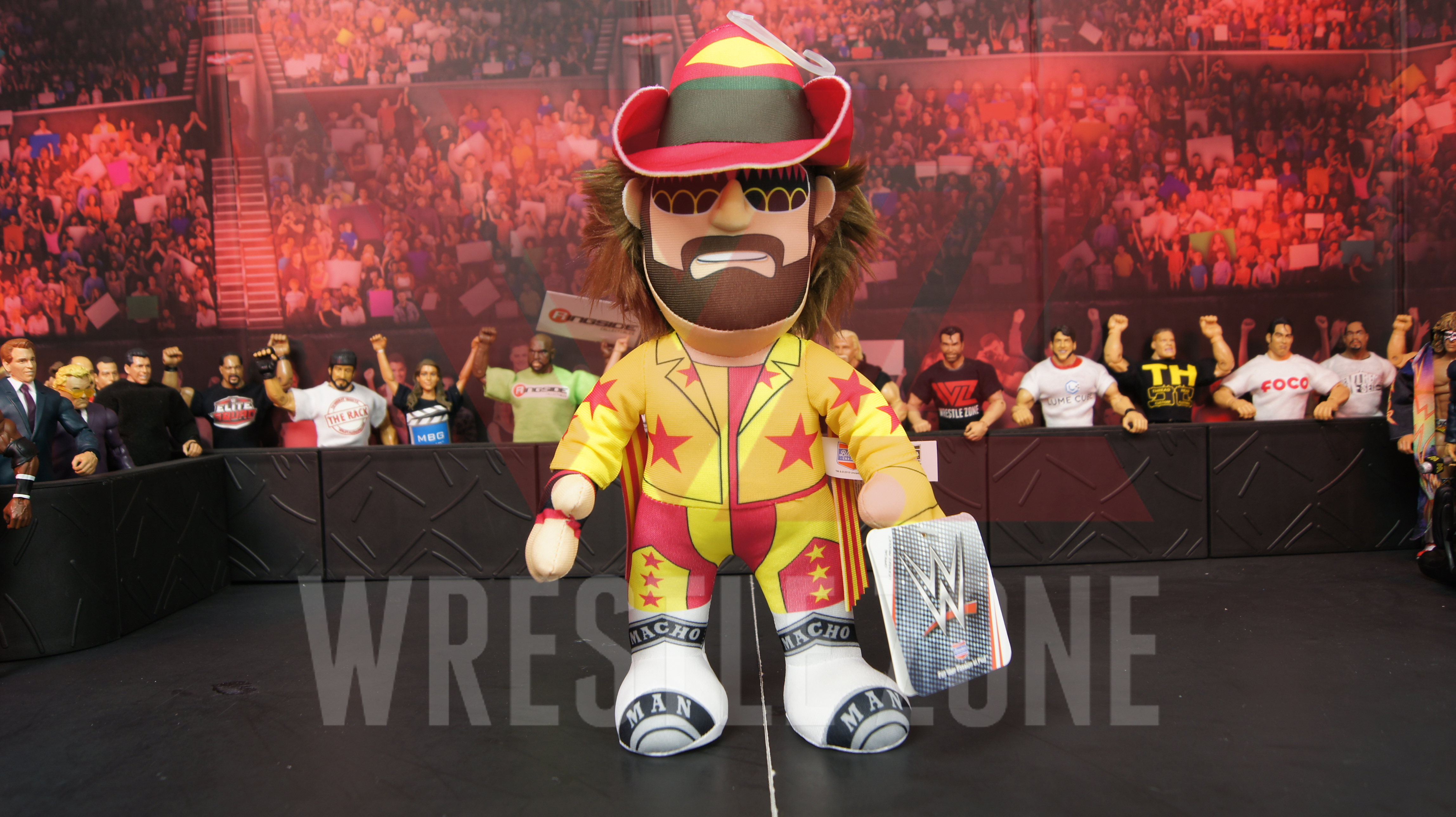 Wwe_bleacher_creatures_macho_a