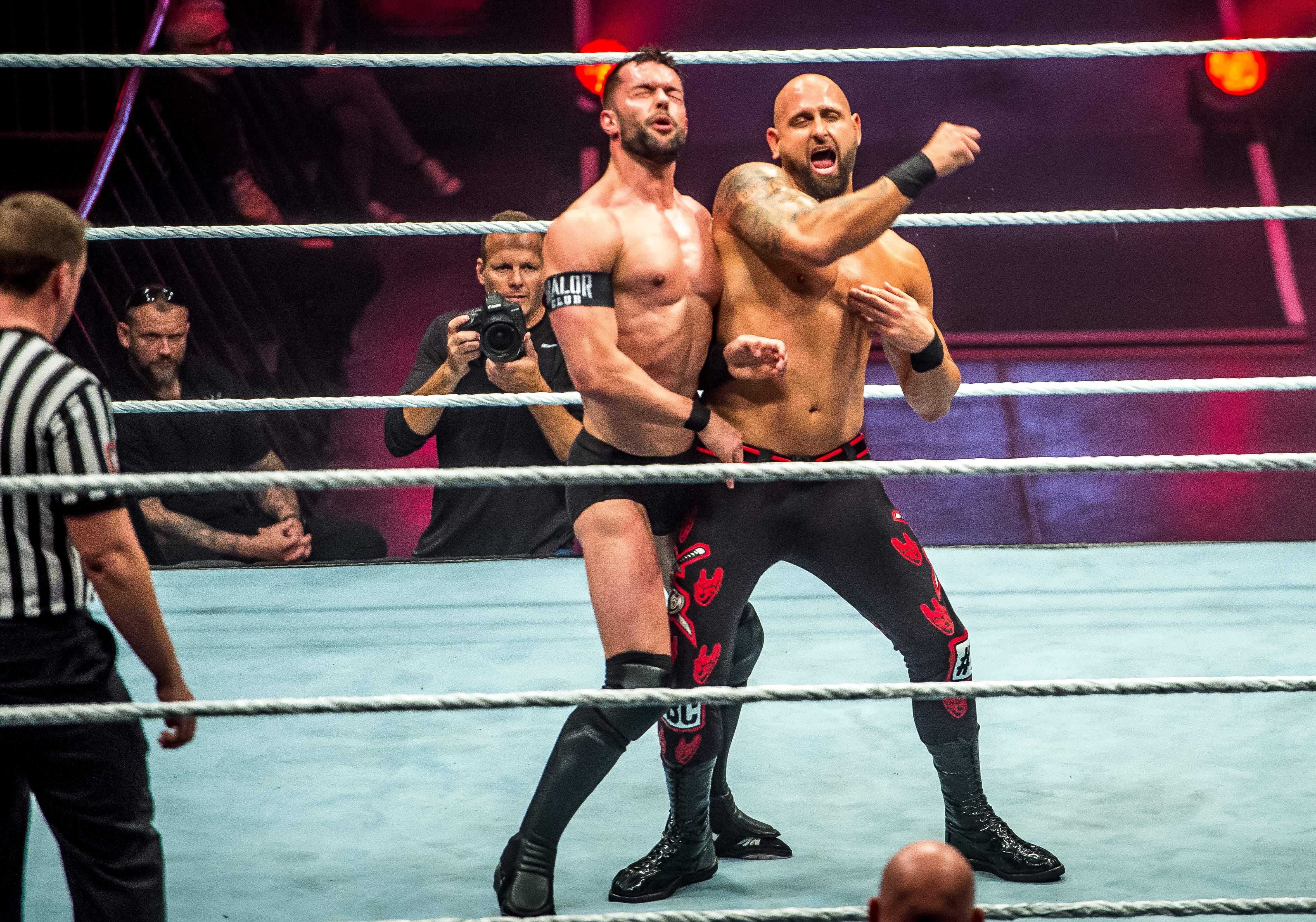 WWE Smackdown London #22